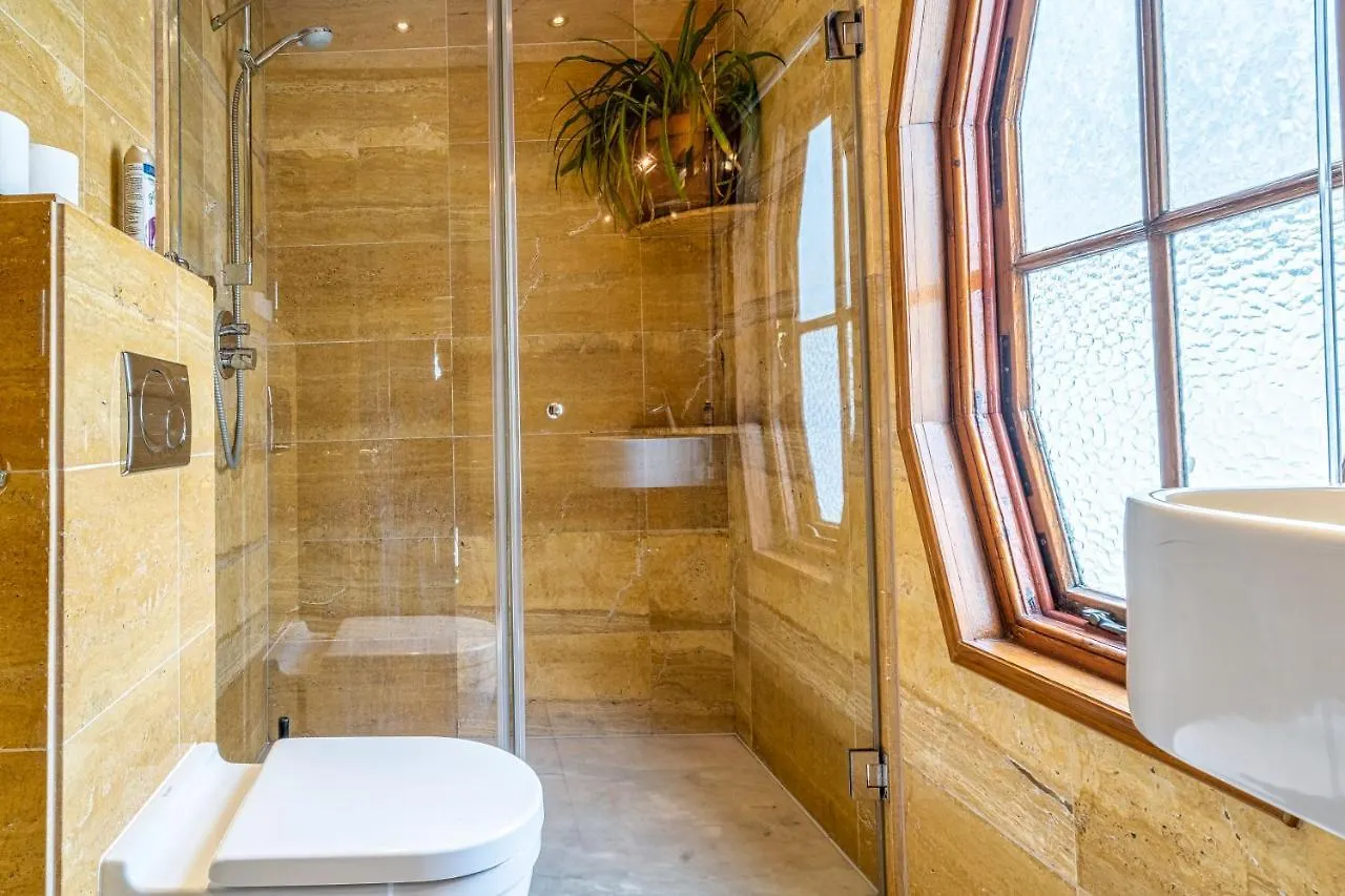 לינה וארוחת בוקר אמסטרדם B&B Singel Suites